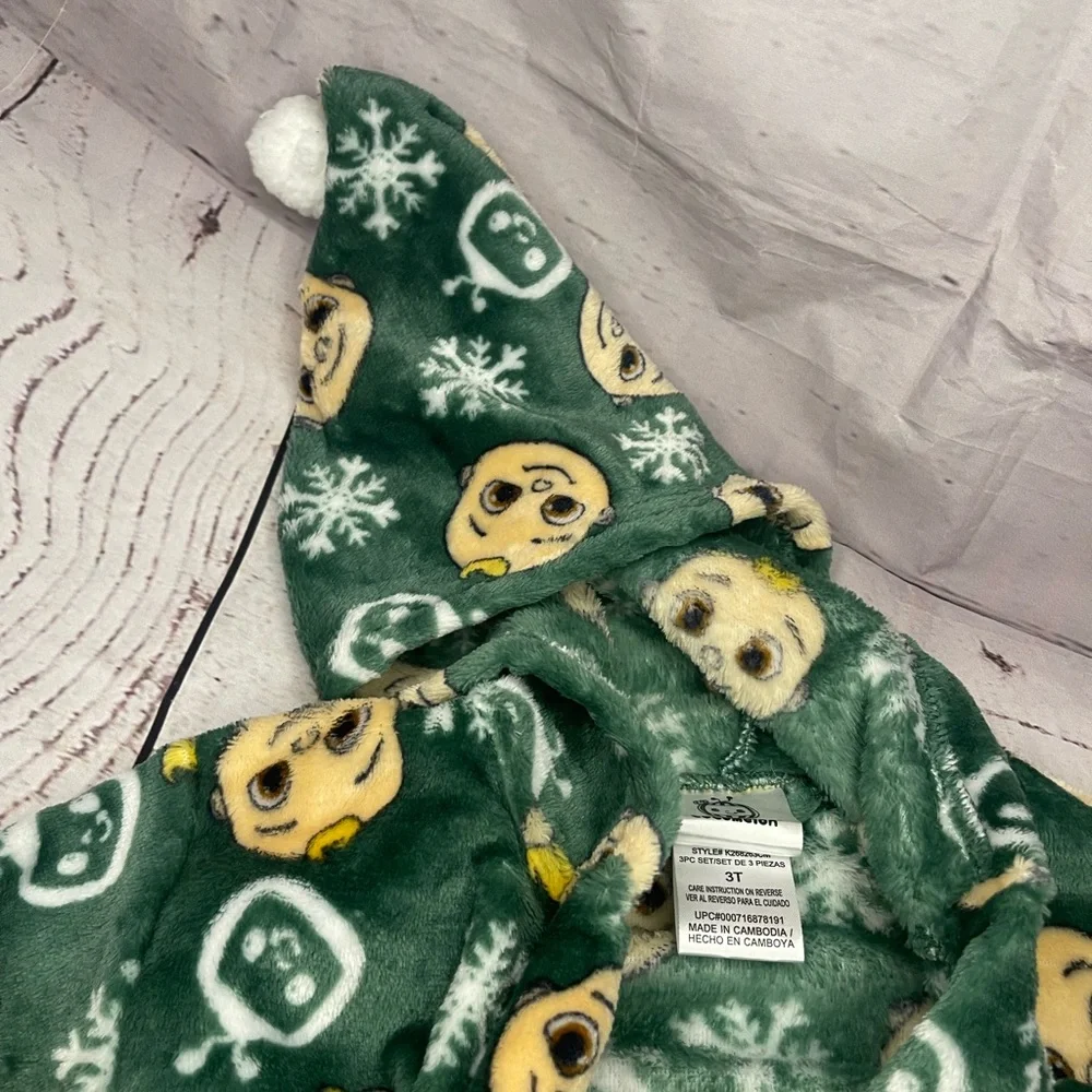 Cocomelon hooded robe 3T